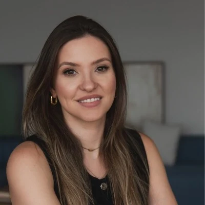 Luiza Apollaro